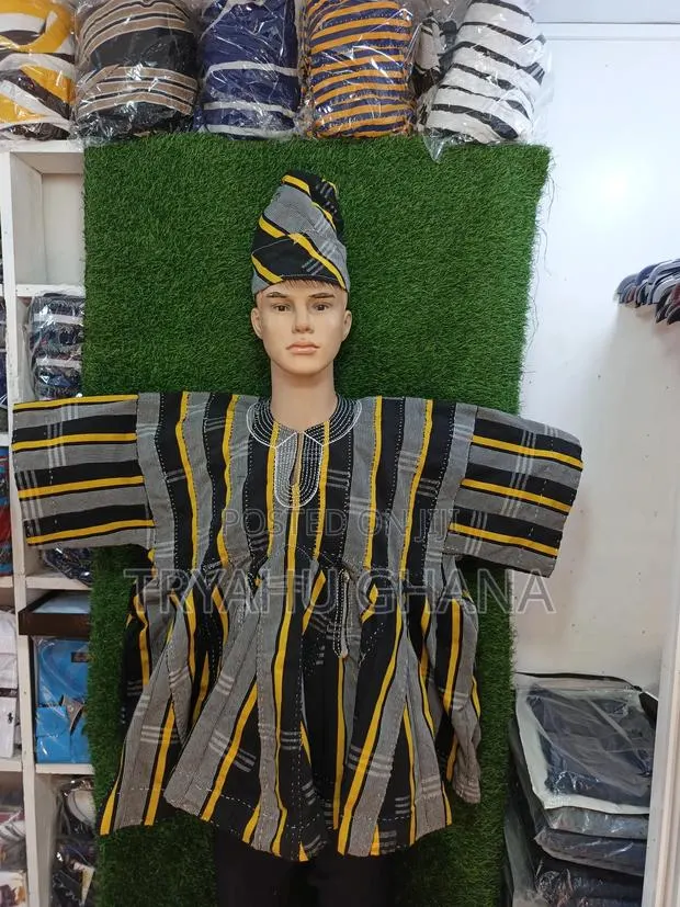 Handwoven Smocks For Men – Authentic Ghanaian Batakari · Photo 1