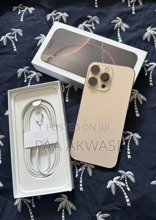 Apple iPhone 16 Pro Max 256 GB Gold · Photo 1