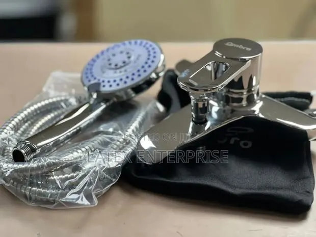 Hot And Cold Shower Tap · Photo 1