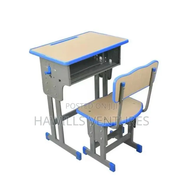Complete Table and Chair · Photo 1
