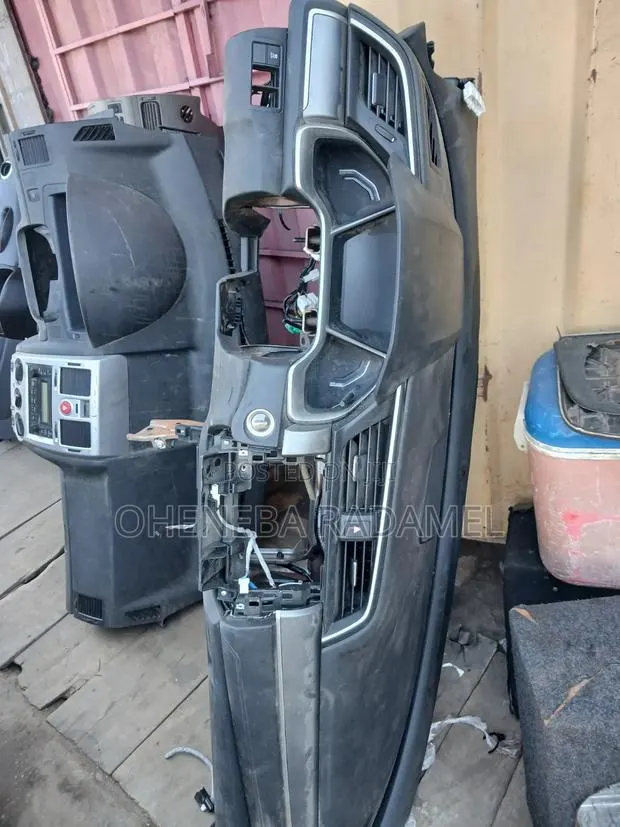Dealing in Dashboard,speedometer and Many More · Photo 1