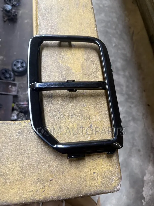Mitsubishi Outlander ASX Foglight Cover 2020 2021 2022 2023 · Photo 1