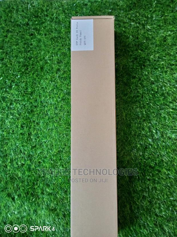 Cat6 UTP 24port Patch Panel Fully Loaded, Universal · Photo 2