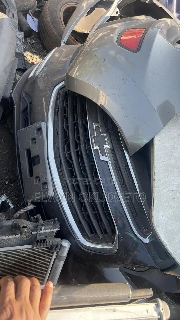 2015-2016 Chevrolet Cruze Front Bumper · Photo 1