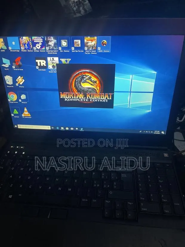 Laptop Dell Latitude 7390 8GB Intel Core i5 HDD 500GB · Photo 1
