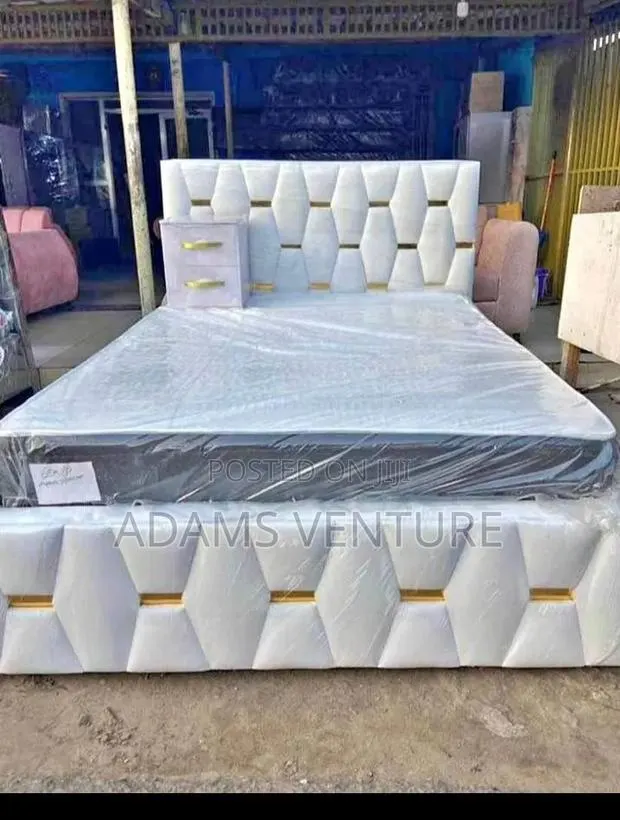 Double Bed With Mattress · Photo 2