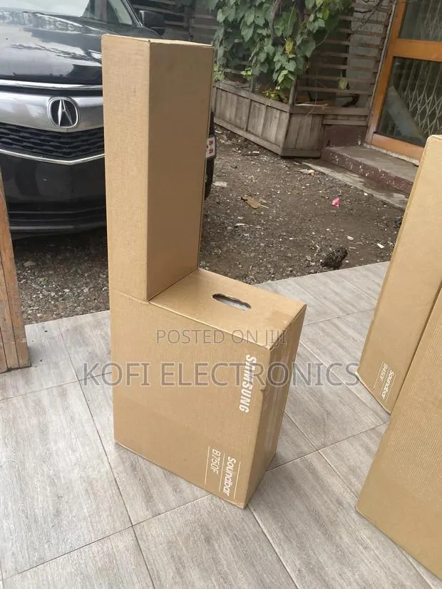 Samsung B450f: A Glamorous Blend Of Deep Bass And Sleek Design · Photo 1