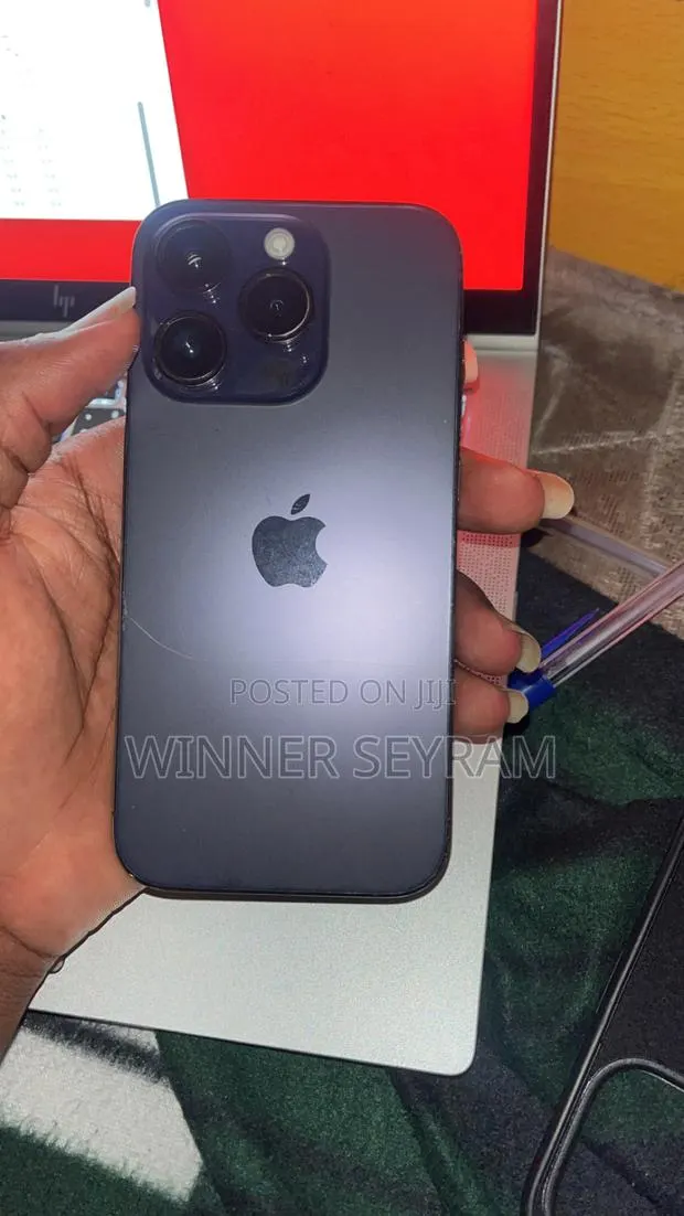 Apple iPhone 14 Pro 256 GB Purple · Photo 1