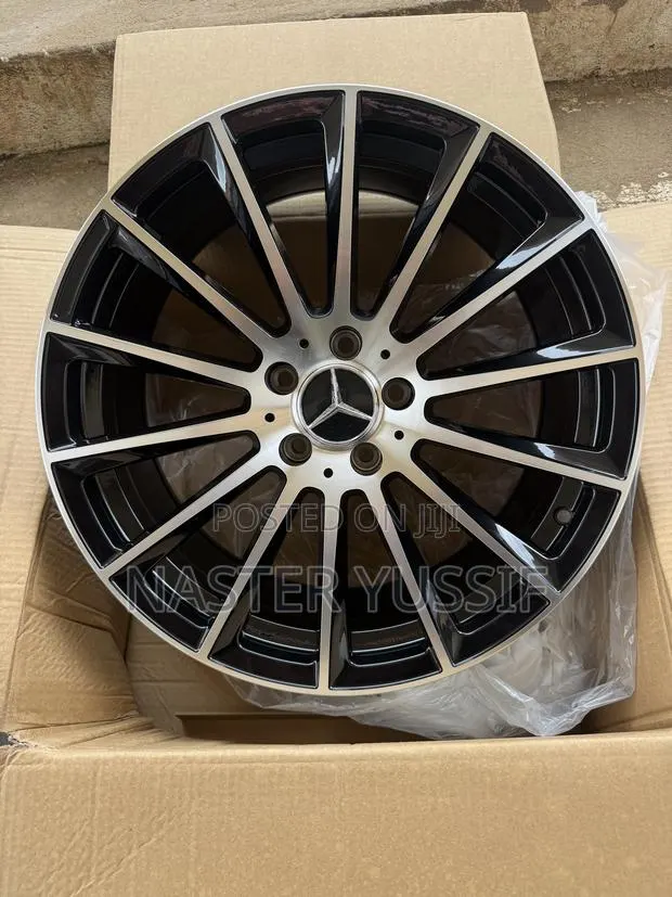 Mercedes Benz Set · Photo 1