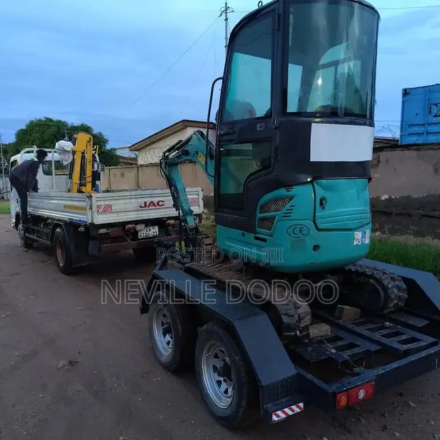 Mini Excavator · Photo 2