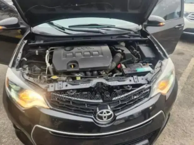 Toyota Corolla 2015 Black · Photo 1