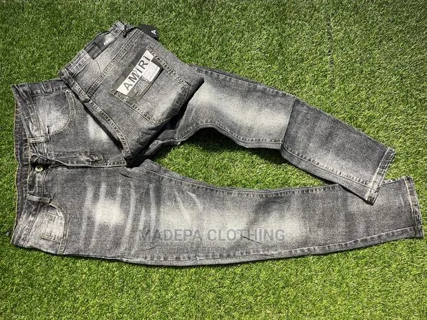 Quality Stock Jeans · Photo 1
