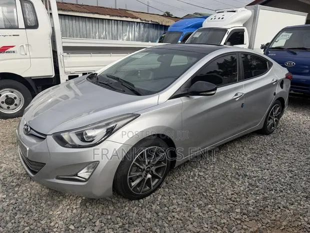 Hyundai Avante 2015 Gray · Photo 1