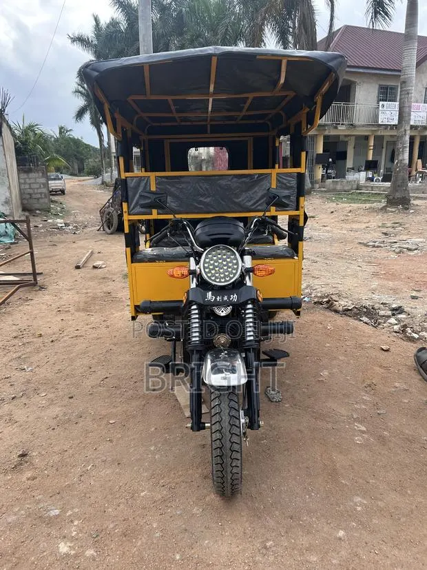 New Tricycle 2026 Yellow · Photo 1