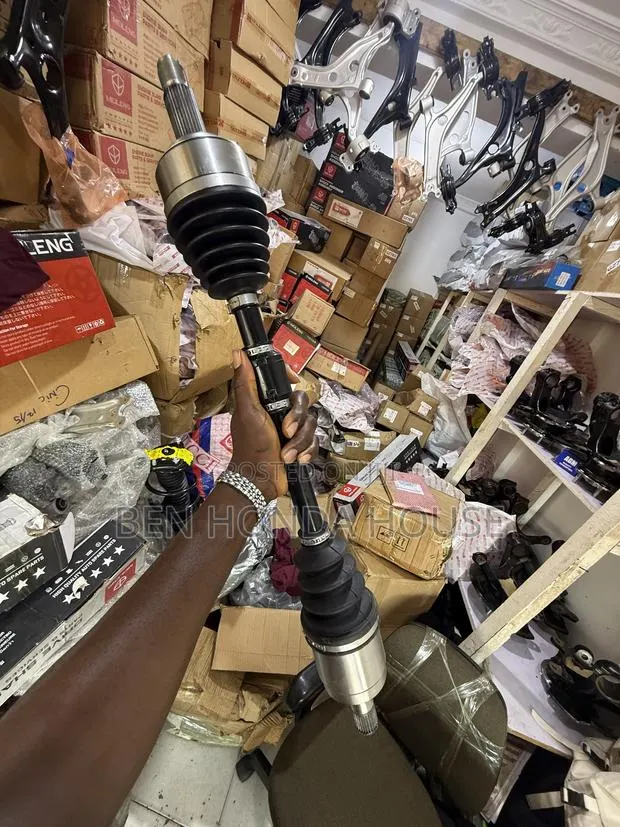 Honda CRV 1.5 Shaft 2017,2018,2019,2020,2021,2022,2023,2024 · Photo 1