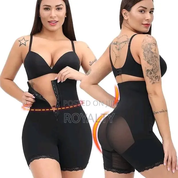 Tummy Shaper With Hook and Zipper. · Photo 1