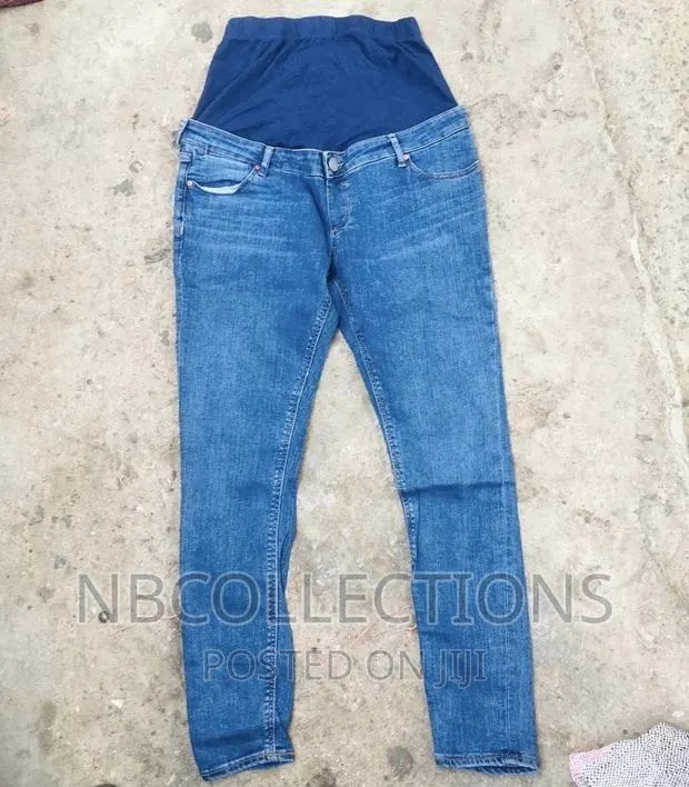 Ladies Maternity Jeans · Photo 1