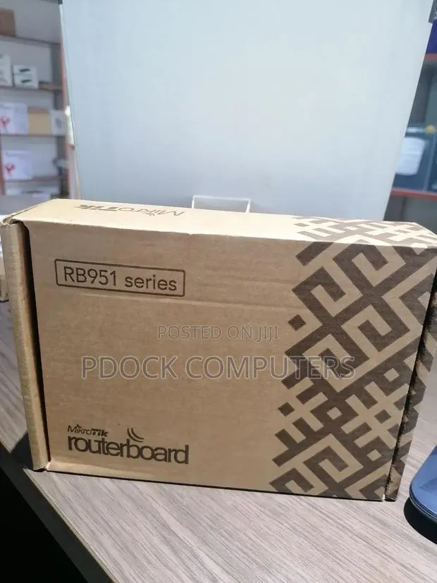 Mikrotik Rb951 Ui-2hnd,Routerboard Series · Photo 1