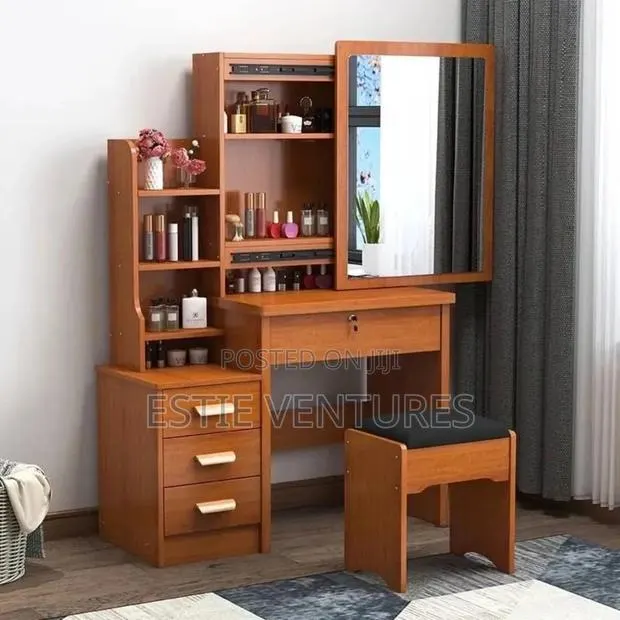 Dressing Table · Photo 1