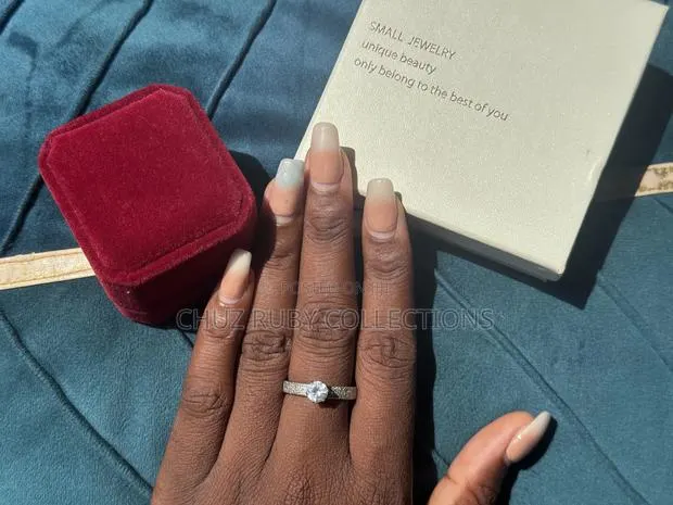 Every Lady's Dream Promise Ring · Photo 1