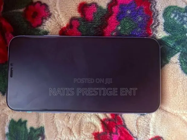 Apple iPhone XR 64 GB Blue · Photo 1