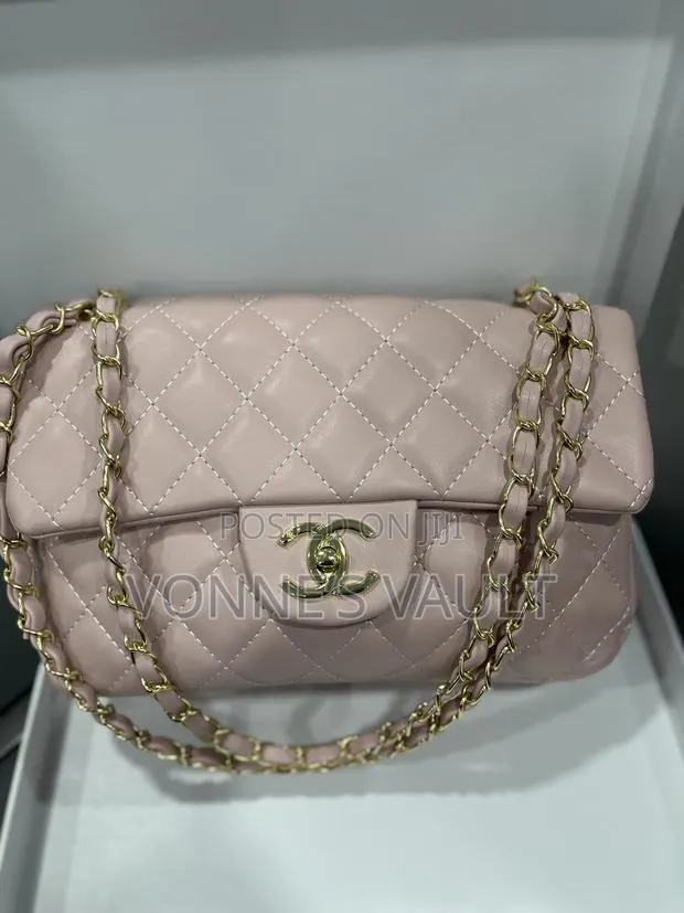 Ladies Handbags · Photo 1