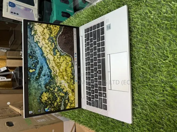 Laptop HP EliteBook 840 G7 16GB Intel Core I7 SSD 512GB · Photo 1