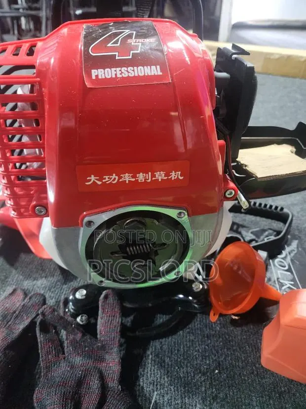 4 Stroke Mower / Bush Cutter · Photo 1