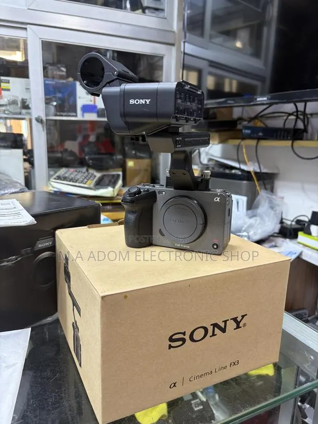 Sony FX3Full-Frame Cinema Camera Body Only · Photo 2