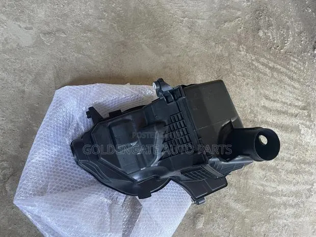 Honda CR-V 17 to 22 Aircleaner Box 2.4 · Photo 1