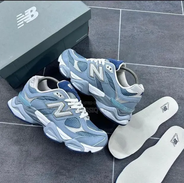 Nike New Balance 9060 · Photo 1