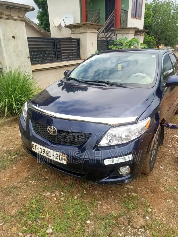 Toyota Corolla 2010 Blue · Photo 1
