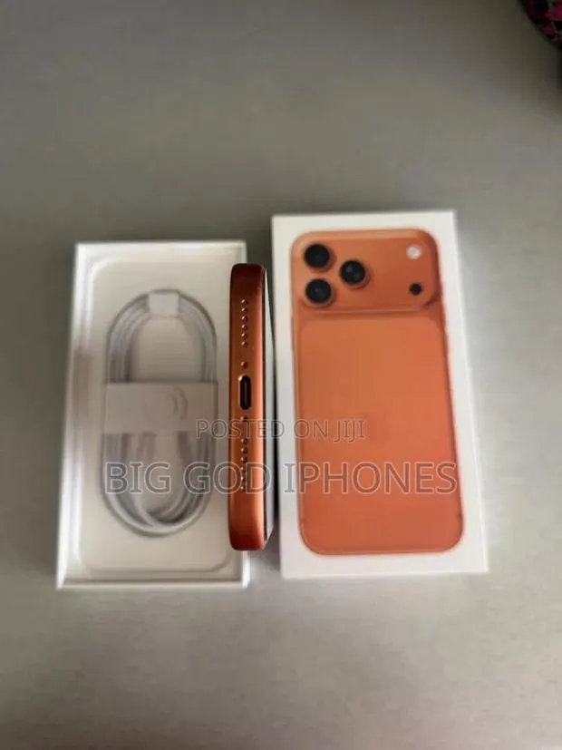 Apple iPhone 17 Pro Max 512 GB Orange · Photo 1