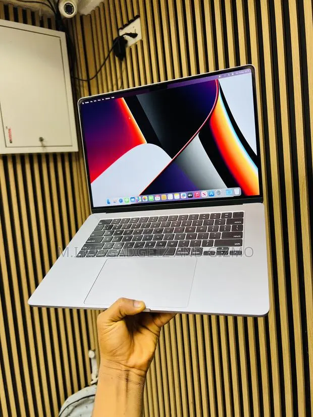 Laptop Apple MacBook Air 2023 M2 8GB Apple M2 SSD 256GB · Photo 1