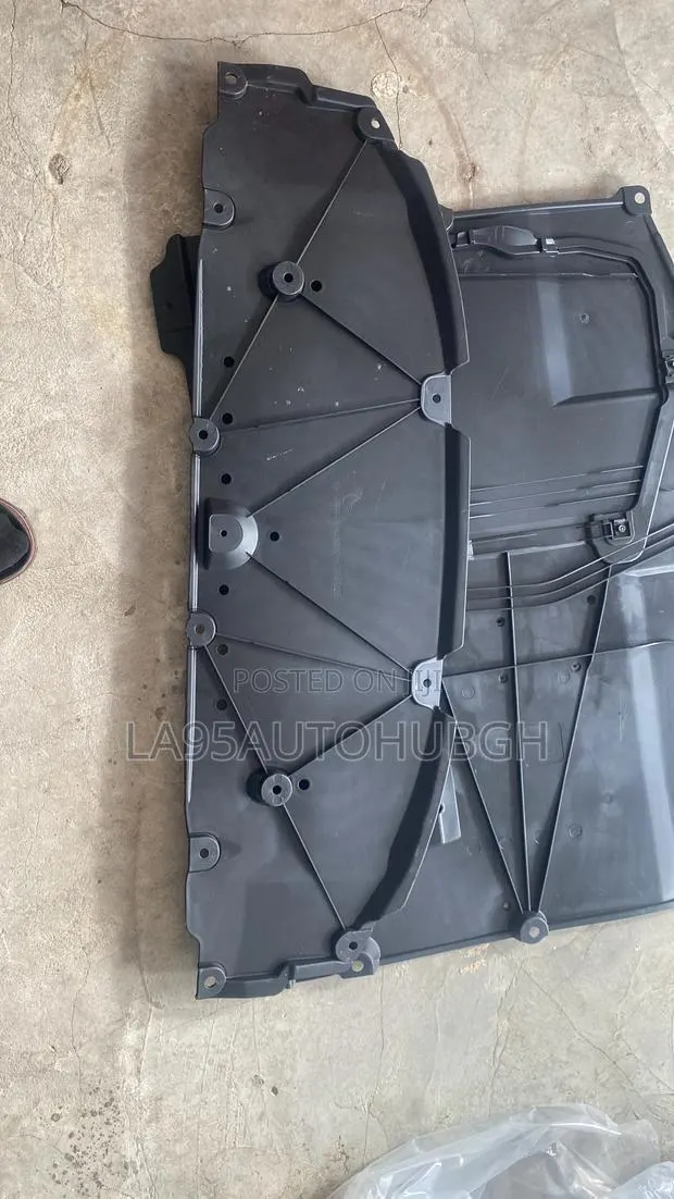 Toyota Corolla 2019,2020,2021,2022,2023 Engine Splash Shield · Photo 1