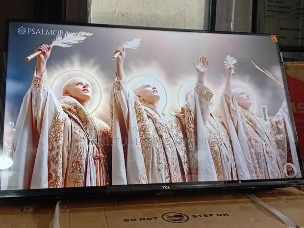 TCL 32-Inch Elegant Home Tv Solution · Photo 1