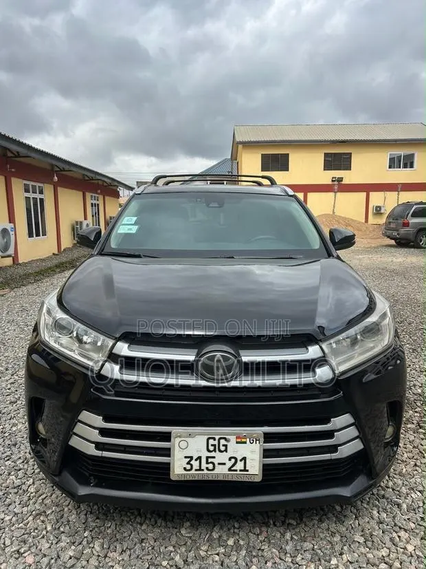 Toyota Highlander XLE 4x4 V6 (3.5L 6cyl 8A) 2018 Black · Photo 1