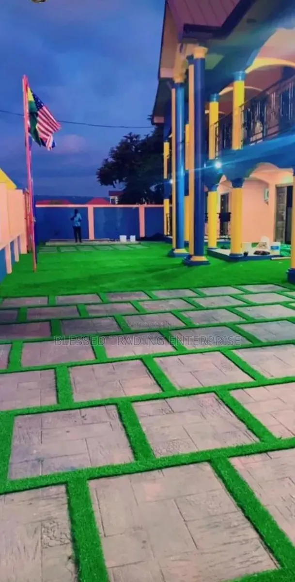 Landscaping Grass Carpet · Photo 1