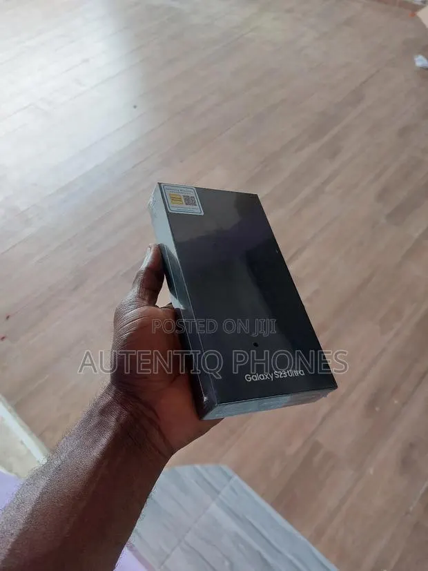 New Samsung Galaxy S23 Ultra 256 GB Black · Photo 1