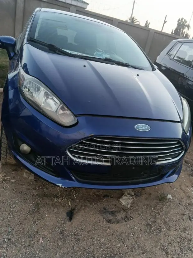 Ford Fiesta 2010 Blue · Photo 1