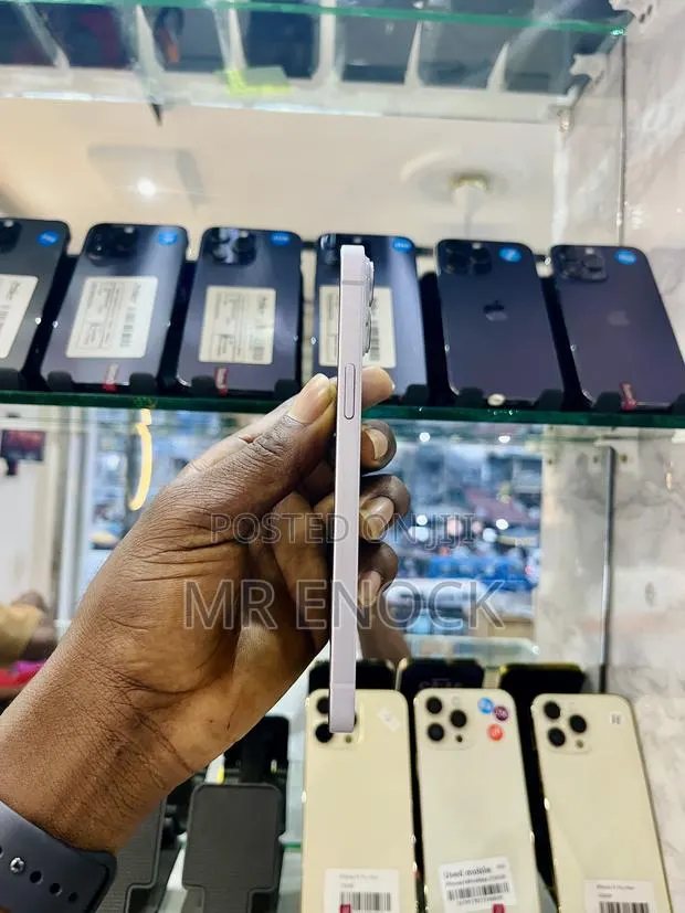 New Apple iPhone 14 Plus 128 GB Purple · Photo 1