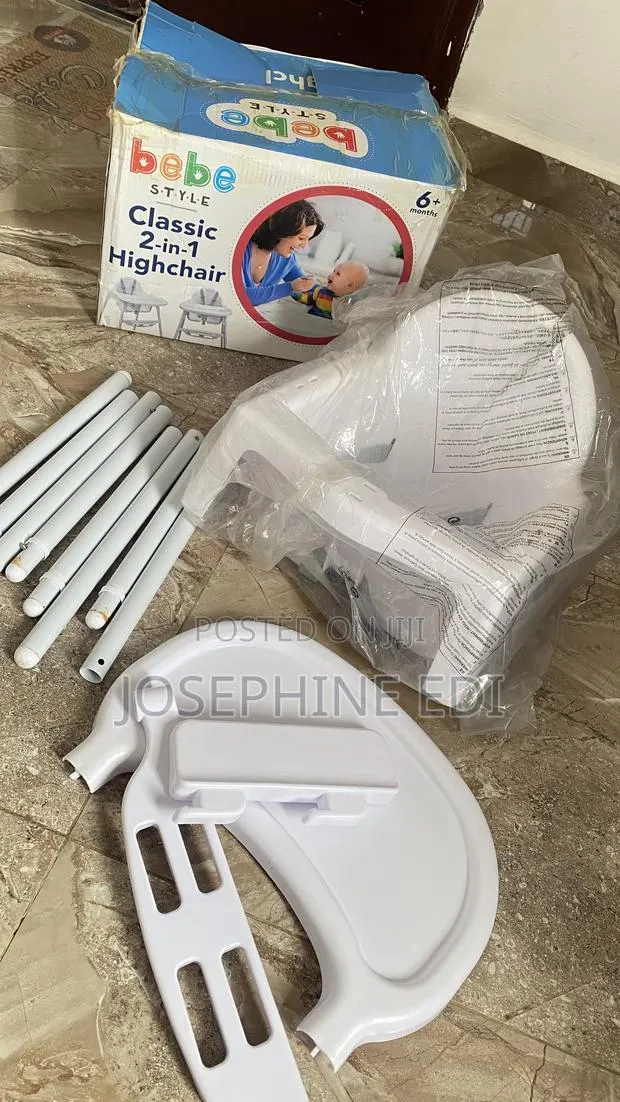 Baby’S High Chair · Photo 1
