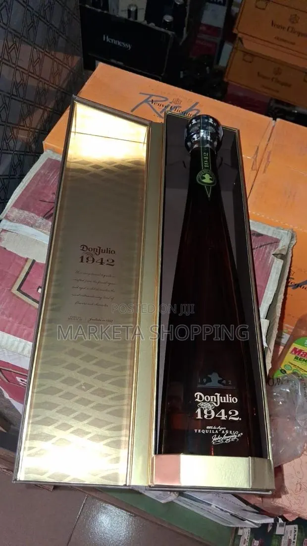 Don Julio 1942 Tequila Anejo 750ml · Photo 2