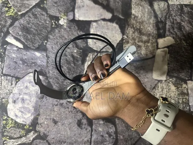 Google Pixel Watch · Photo 1