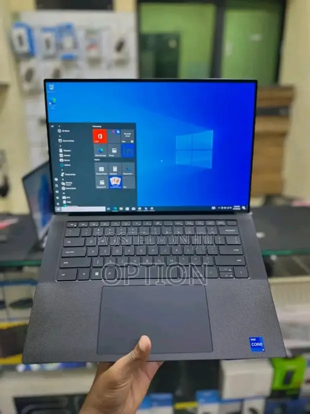 New Laptop Dell XPS 13 16GB Intel Core i7 SSD 512GB · Photo 1