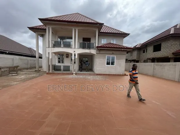 4bdrm Mansion in Ghana Flag for sale · Photo 1