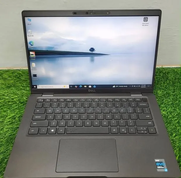 Laptop Dell Latitude 7420 16GB Intel Core i7 SSD 256GB · Photo 1