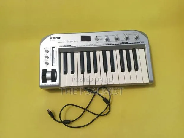 Fame Digital Kc 25 Midi Controller · Photo 1