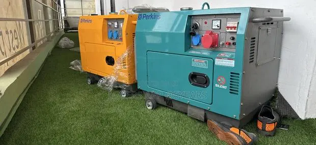 Generator + 50hz 3phase 10kva-10000waz Perkins Uk Generator · Photo 1