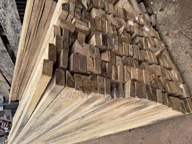 White 2x4 / Decking Lumber / Core and Shell · Photo 1